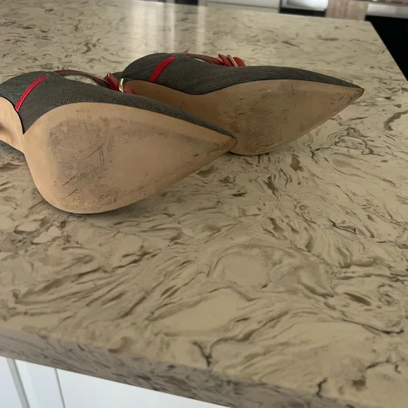 Elegant Red and Gray Marilyn Mule - Picture 5 of 6